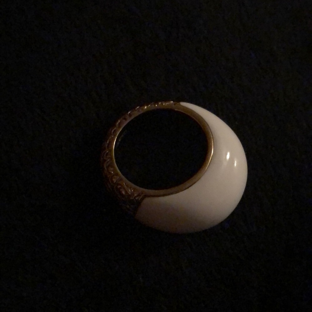 Coach white Enamel signature band Ring sz 5 1/2